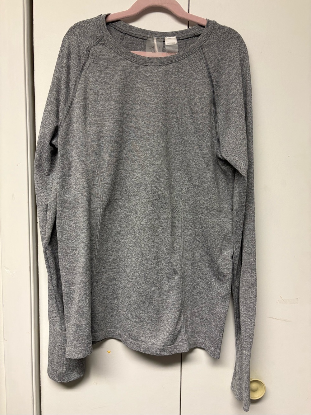 CALIA Women's Seamless Long Sleeve Tee in a heather gray